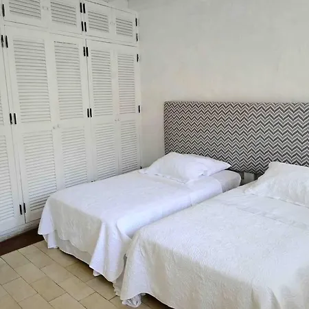 Luxury Historic House • 5 Bedroom • Location * Cartagena