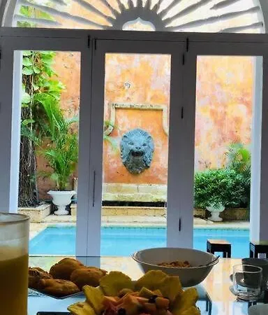 Luxury Historic House • 5 Bedroom • Location Apartment *