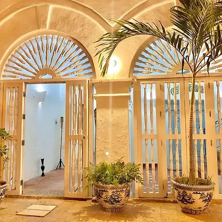 Luxury Historic House • 5 Bedroom • Location Apartamento Cartagena